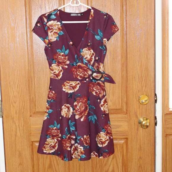 Crystal Doll, Maroon floral short sleeve dress - Picture 1 of 9